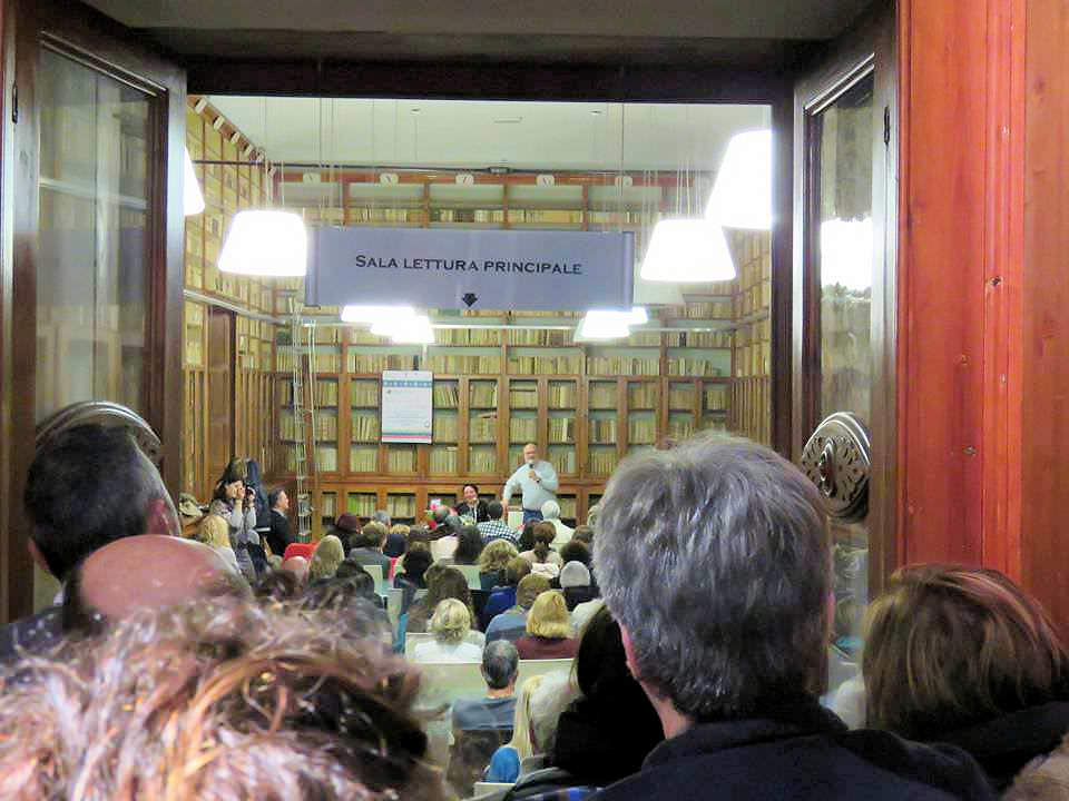Presentazione del libro "Correre oltre me" di Samuela Baiocco alla Biblioteca Comunale di Fermo